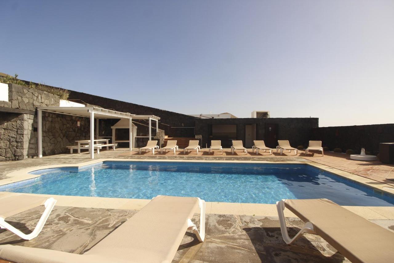 Complejo Oasis La Asomada Villa Tias Exterior photo